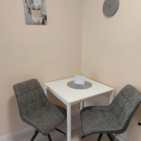 Apartment Hattyu Apartman