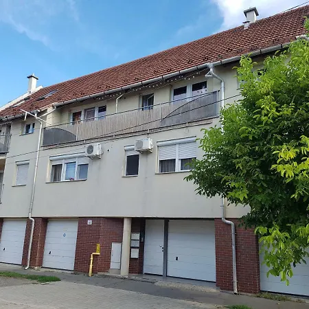 Hattyu Apartman